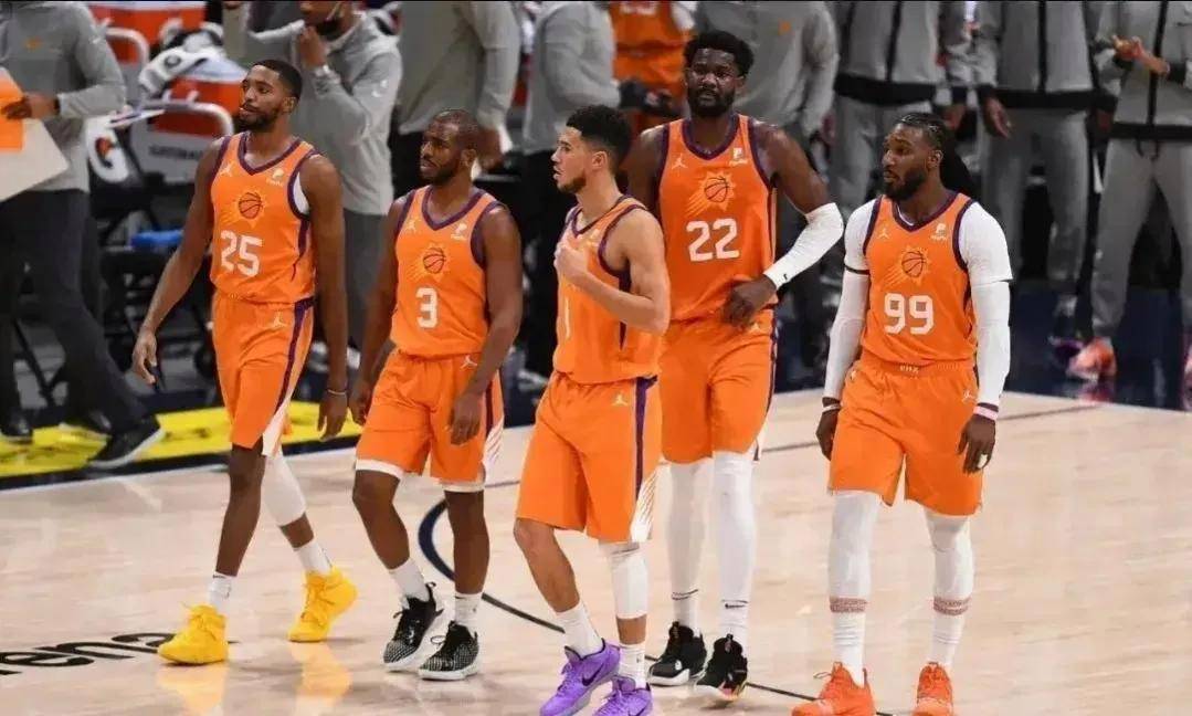关于NBA太阳队这个阵容其实在下个赛季非常有作为的，用好两个首轮签将会带来质变！的信息